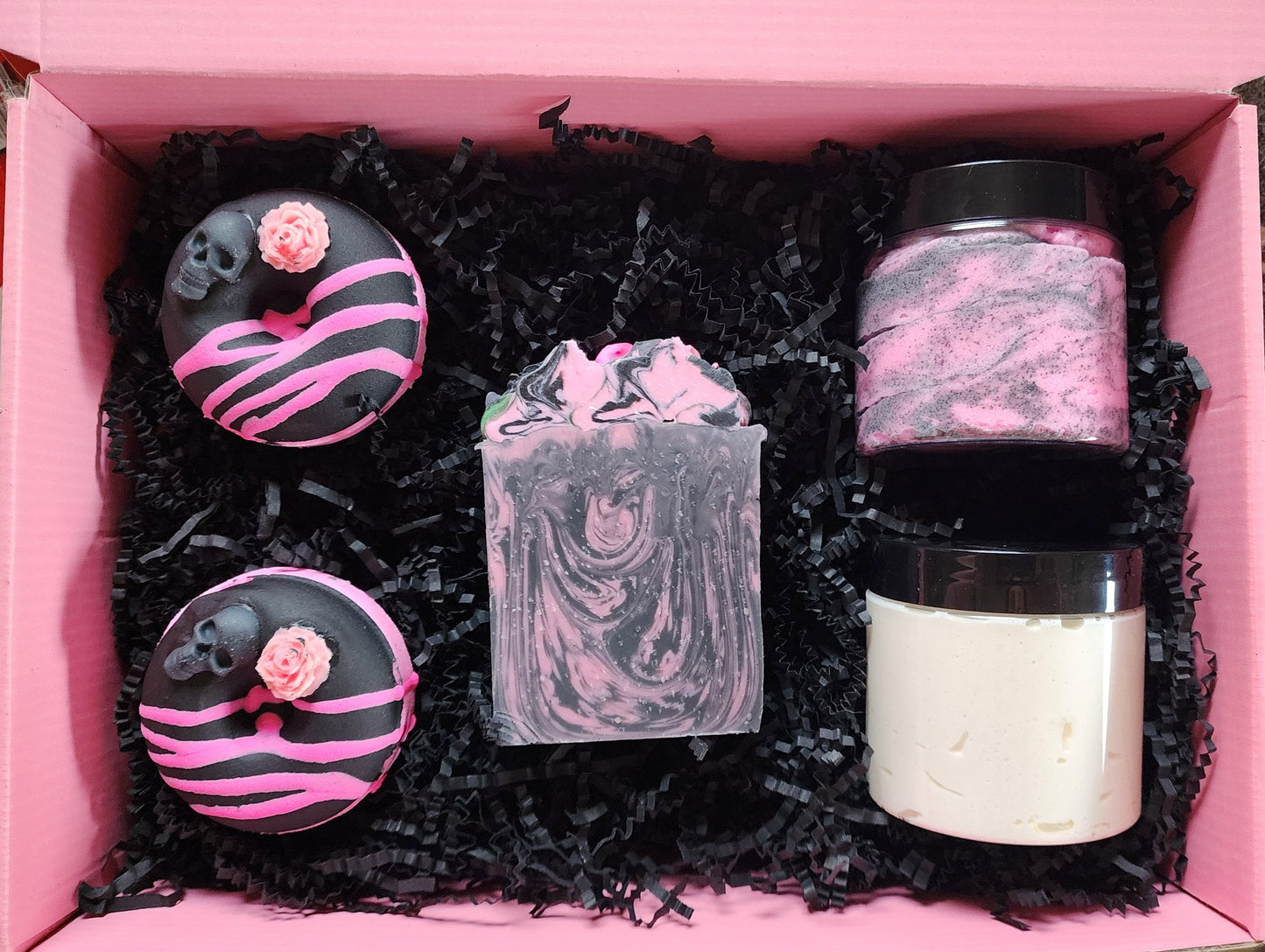 Valentine's Day Spa Gift Box | Pastel Goth Skull Rose, Heather and Thyme | 2 Bath Bombs, Soap, Sugar Scrub, Body Butter | Gift Set for Women